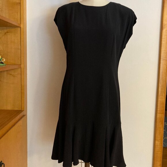 Sheri Martin Dress - Picture 1 of 8